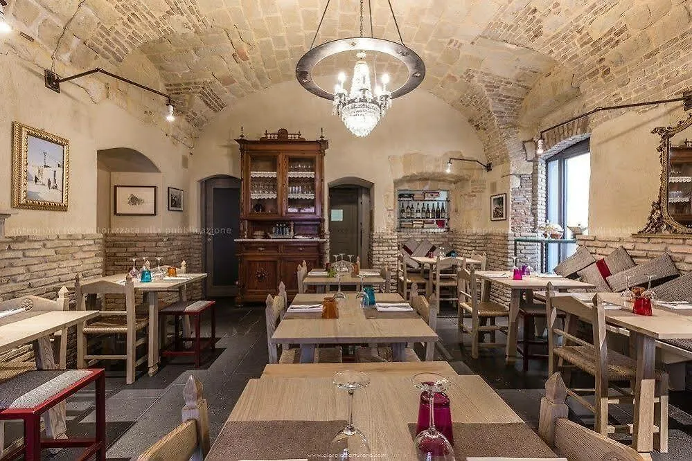 Palazzo Dessy Hotel Cagliari 2*,  Italy